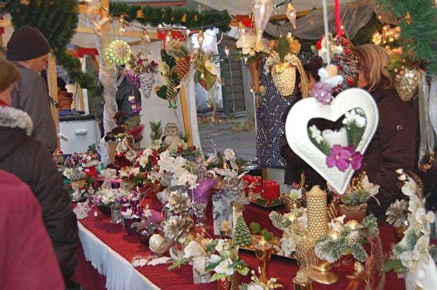 Alt-Buckower Adventsmarkt in Berlin  Mamilade Ausflugsziele