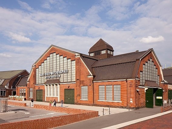 Das Haus Der Photograhie In Den Deichtorhallen In Hamburg